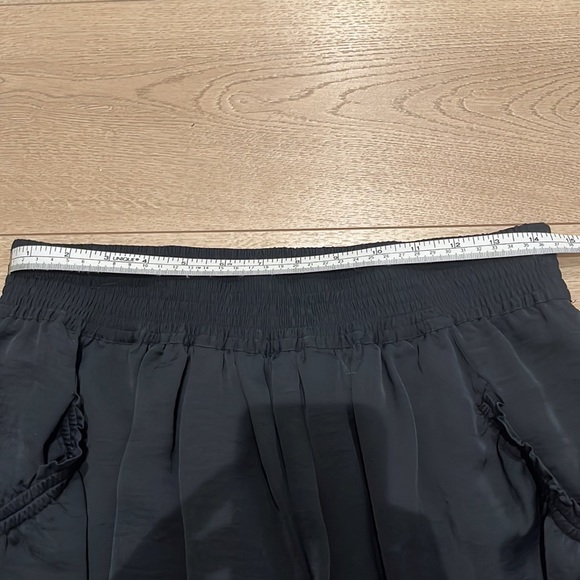 NWOT Michael Kors bubble hem volume gathered shirt. - Picture 6 of 7